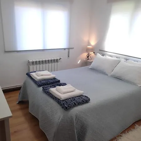 Casa Loureira - Ribeira Sacra 펜션 *